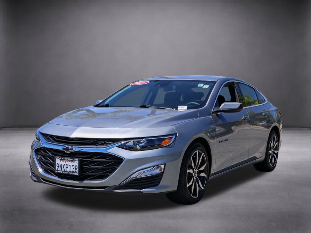 Used 2025 Chevrolet Malibu RS FWD image 9