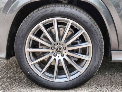 New 2025 Mercedes-Benz GLS 450 4MATIC image 14