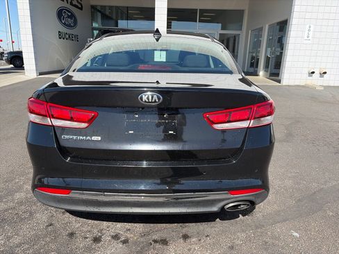 Used 2018 Kia Optima LX w/ 17" Alloy Wheels Package FWD image 5