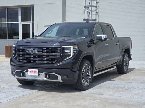 Used 2023 GMC Sierra 1500 Denali Ultimate image 4