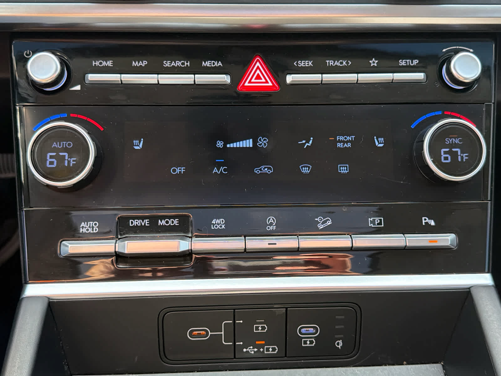 Used 2024 Hyundai Santa Fe XRT AWD/4WD image 25