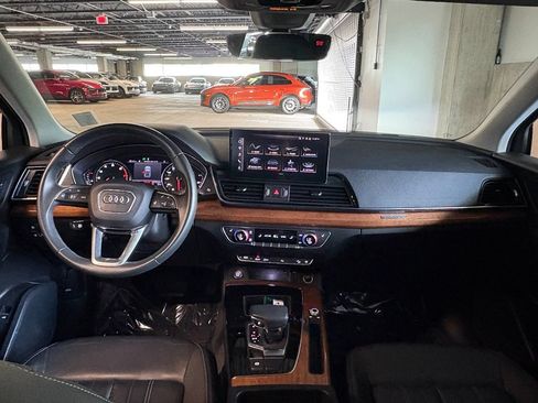 Used 2023 Audi Q5 2.0T Premium w/ Convenience Package AWD/4WD image 16
