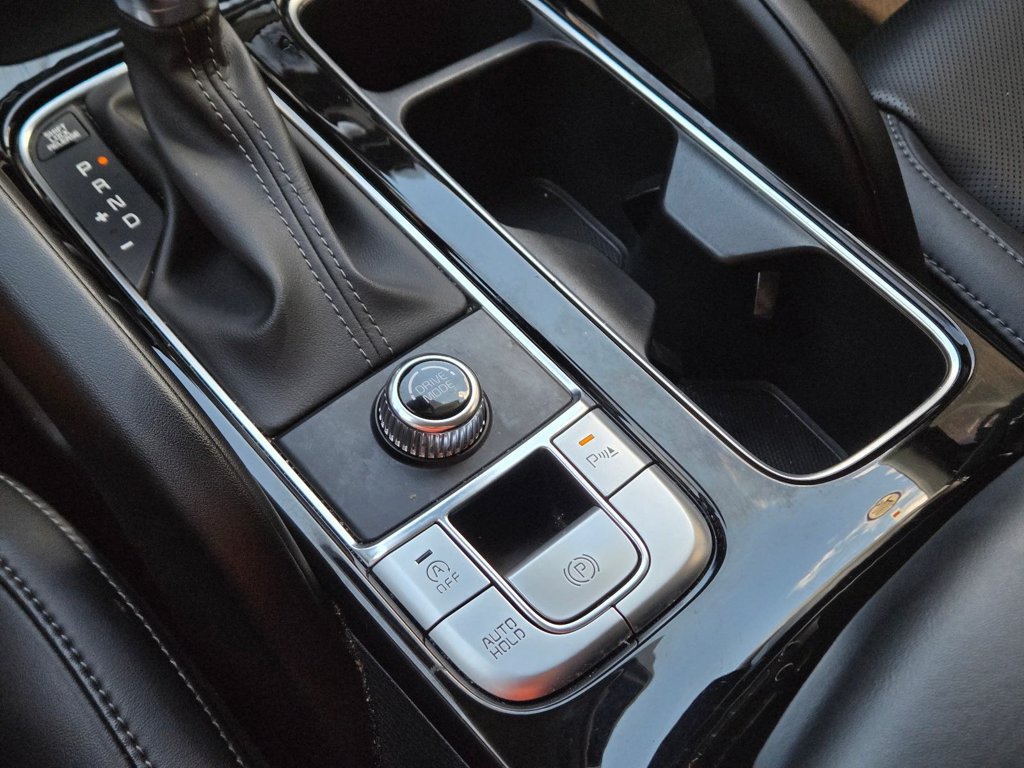 Used 2025 Kia Telluride LX FWD image 29