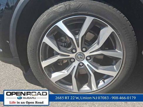 Used 2024 Acura MDX SH-AWD w/ Technology Package image 9