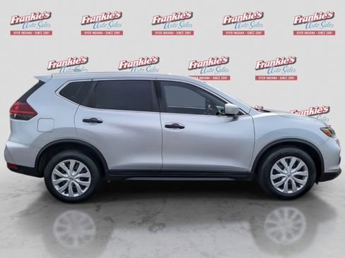 Used 2020 Nissan Rogue S FWD image 6