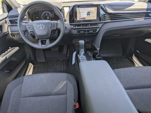 Used 2026 Toyota Camry LE FWD image 19