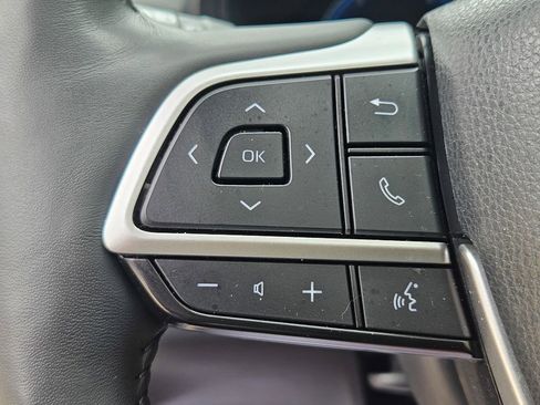 Used 2025 Toyota Grand Highlander AWD image 33