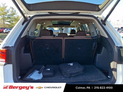 Used 2021 Volkswagen Atlas SE image 33