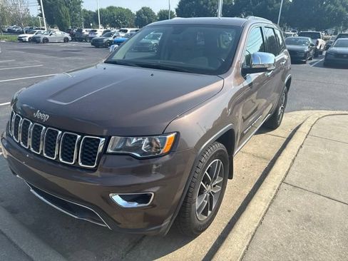 Used 2018 Jeep Grand Cherokee Limited RWD image 1