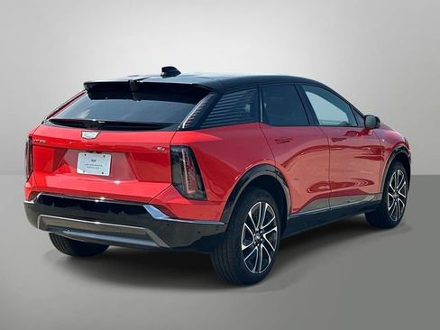 New 2027 Cadillac Optiq Sport w/ LPO, Floor Liner Package AWD/4WD image 14