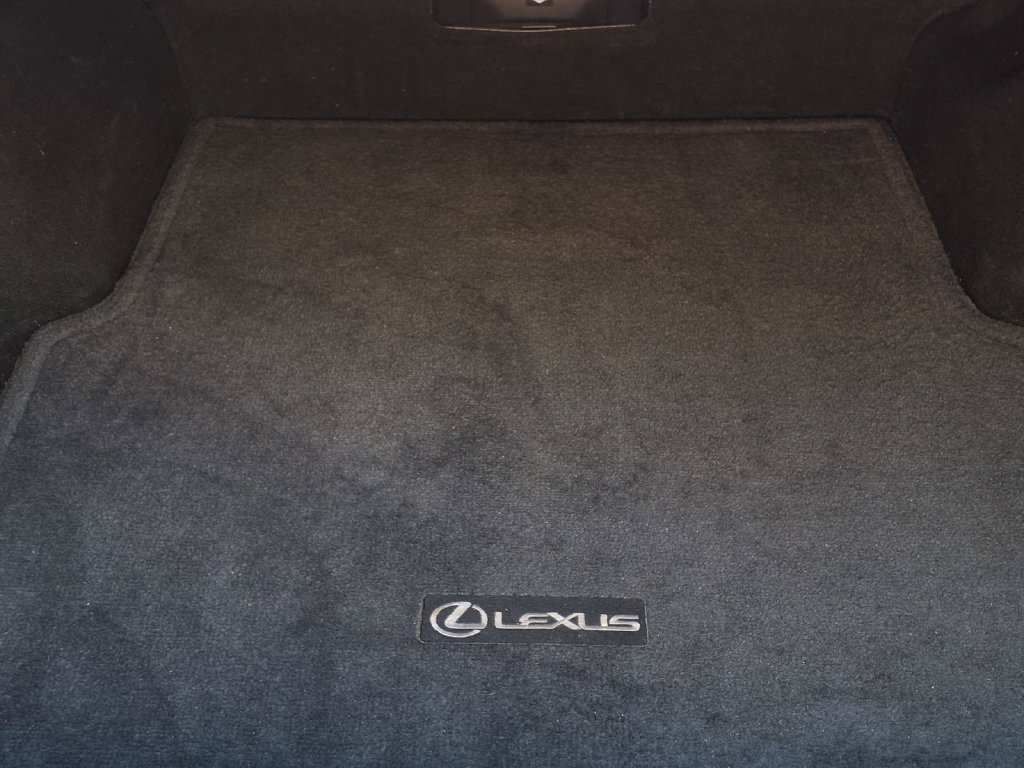 Used 2007 Lexus IS 250 w/ Premium Pkg RWD image 5