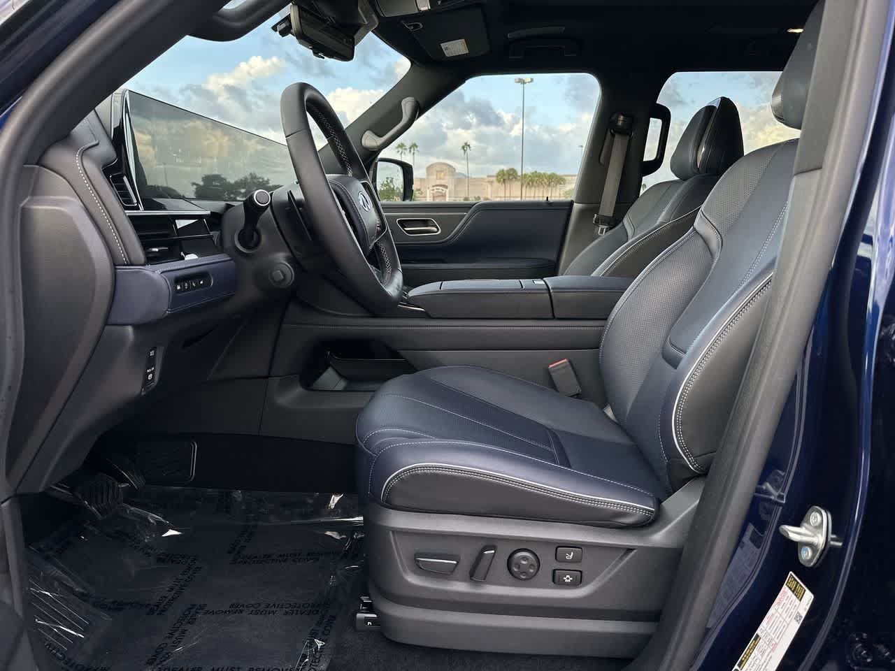 Used 2026 INFINITI QX80 4WD w/ Sport Exterior Package image 10