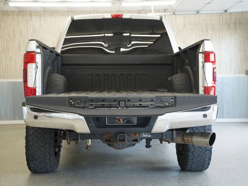 Used 2017 Ford F250 Lariat w/ Lariat Ultimate Package image 38