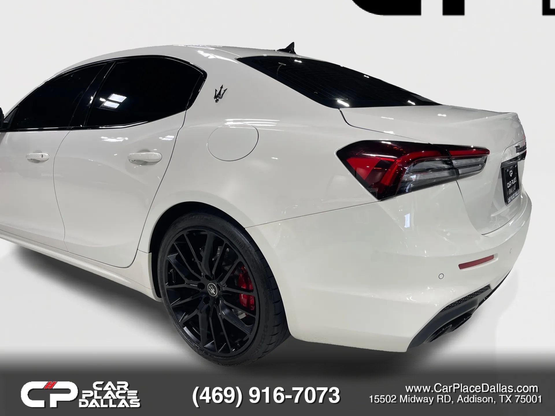 Used 2023 Maserati Ghibli Modena RWD image 12