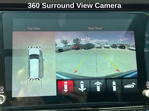 Used 2022 Jeep Grand Wagoneer Series III w/ Rear Seat Video Group 1 AWD/4WD image 29
