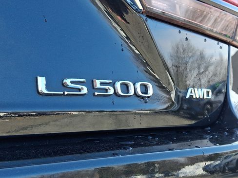 Certified 2023 Lexus LS 500 AWD w/ Luxury Package image 31
