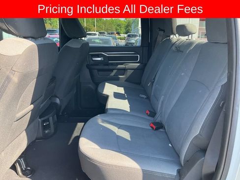 Used 2024 RAM 3500 Big Horn AWD/4WD image 14