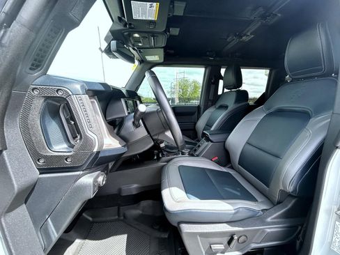 Used 2021 Ford Bronco First Edition AWD/4WD image 10