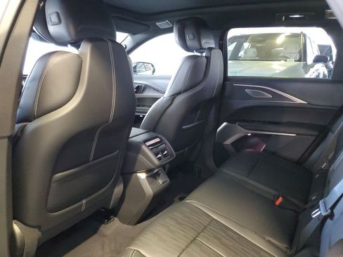 New 2026 Cadillac Lyriq V AWD/4WD image 10