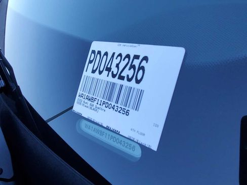 Used 2023 Audi SQ8 Premium Plus AWD/4WD image 32