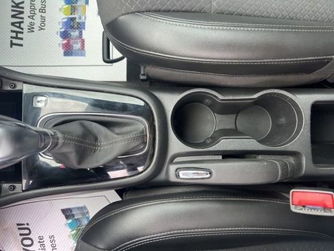 Used 2022 Buick Encore Preferred w/ Safety Package FWD image 22