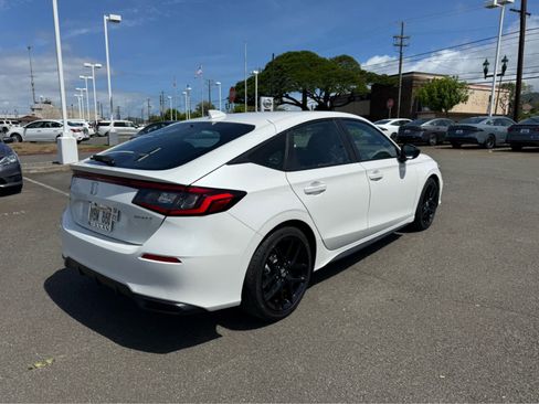Used 2025 Honda Civic Sport image 3