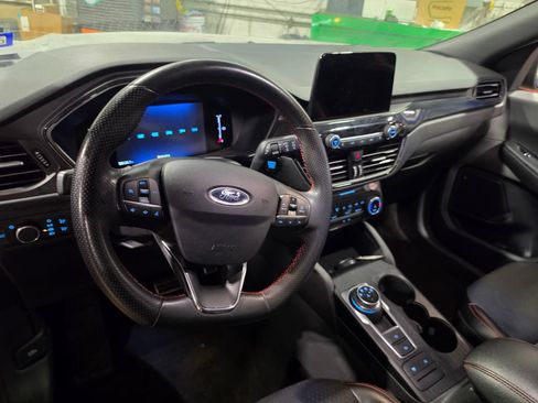 Used 2024 Ford Escape ST-Line FWD image 4