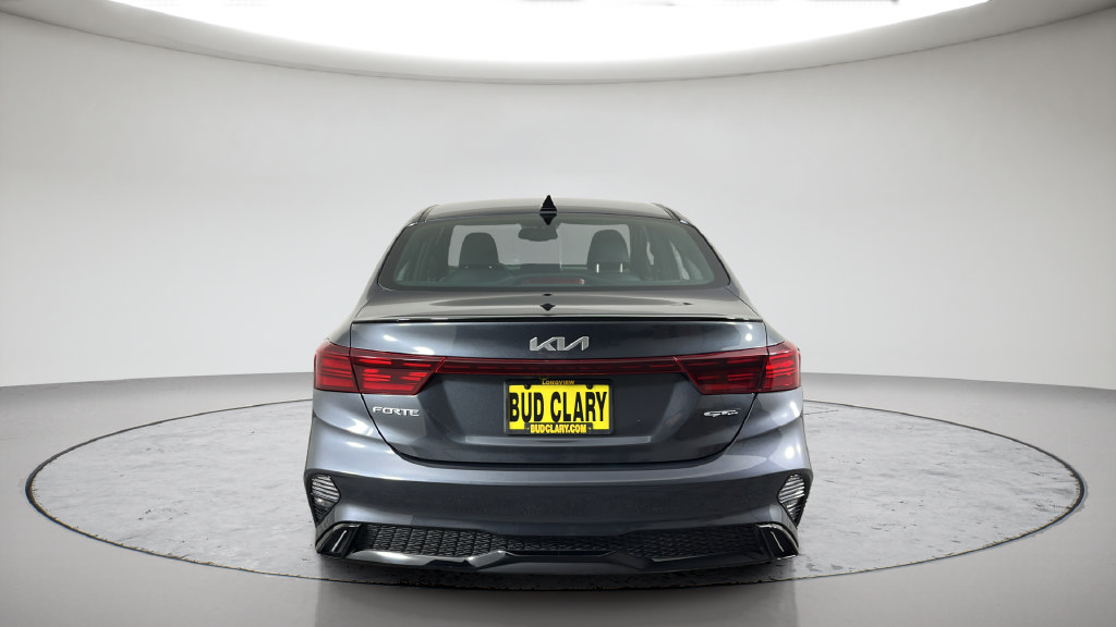 Used 2024 Kia Forte GT-Line w/ GT-Line Premium Package FWD image 9