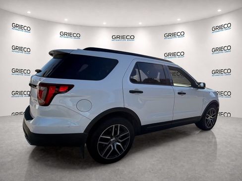 Used 2017 Ford Explorer Sport w/ Equipment Group 401A AWD/4WD image 7