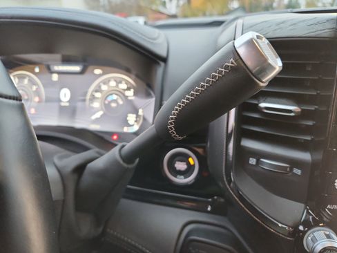 Used 2025 RAM 2500 Limited image 22