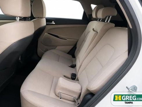 Used 2021 Hyundai Tucson SE FWD image 15