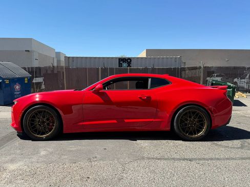 Used 2016 Chevrolet Camaro SS image 6