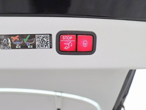 Used 2022 Mercedes-Benz EQS 580 580 image 37