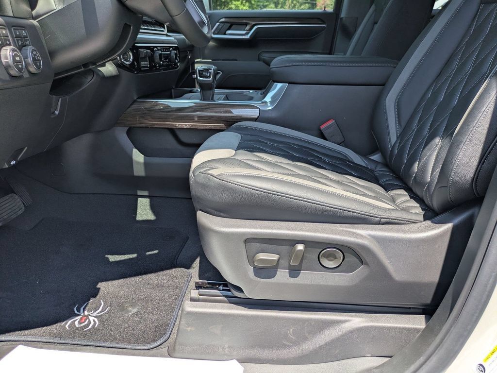 New 2026 Chevrolet Silverado 1500 RST AWD/4WD image 11