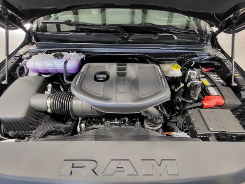 New 2026 RAM 1500 Limited w/ Body Color Bumper Group AWD/4WD image 9