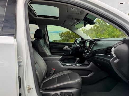 Used 2020 Chevrolet Traverse RS w/ LPO, Floor Liner Package image 10