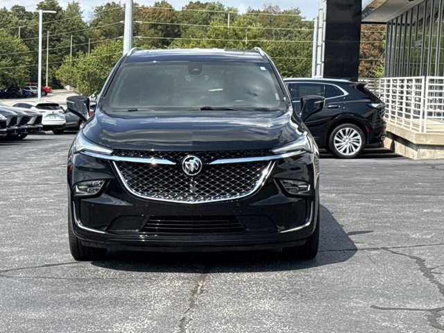 Used 2022 Buick Enclave Avenir w/ Avenir Technology Package AWD/4WD image 2