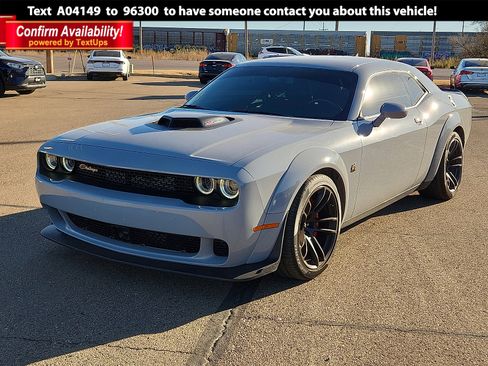 Used 2022 Dodge Challenger R/T Scat Pack image 1