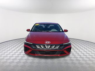 Used 2024 Hyundai Elantra SEL w/ Convenience Package video 2