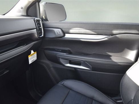 New 2025 Ford Ranger Lariat w/ Chrome Accent Package image 11