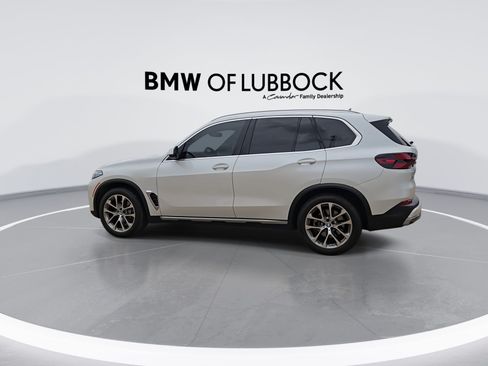 Certified 2024 BMW X5 xDrive40i w/ Premium Package AWD/4WD image 6