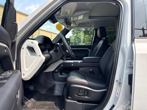 Used 2026 Land Rover Defender 110 S AWD/4WD image 14