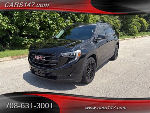 Used 2020 GMC Terrain SLE w/ Driver Convenience Package FWD image 1