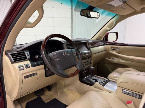 Used 2010 Lexus LX 570 4WD image 12