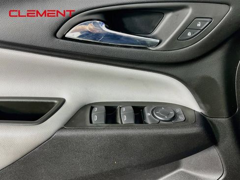 Used 2024 Chevrolet Equinox LS w/ LS Convenience Package FWD image 24