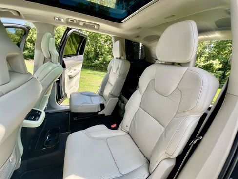 Used 2021 Volvo XC90 T6 Inscription AWD/4WD image 15