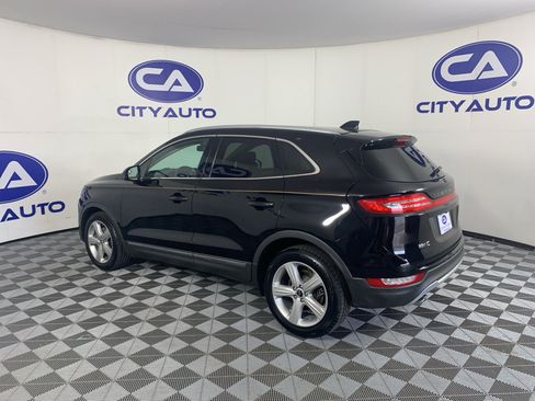 Used 2017 Lincoln MKC Premiere FWD image 5