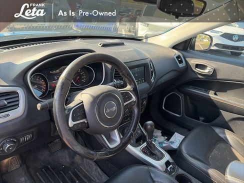 Used 2019 Jeep Compass Latitude w/ Cold Weather Group AWD/4WD image 9