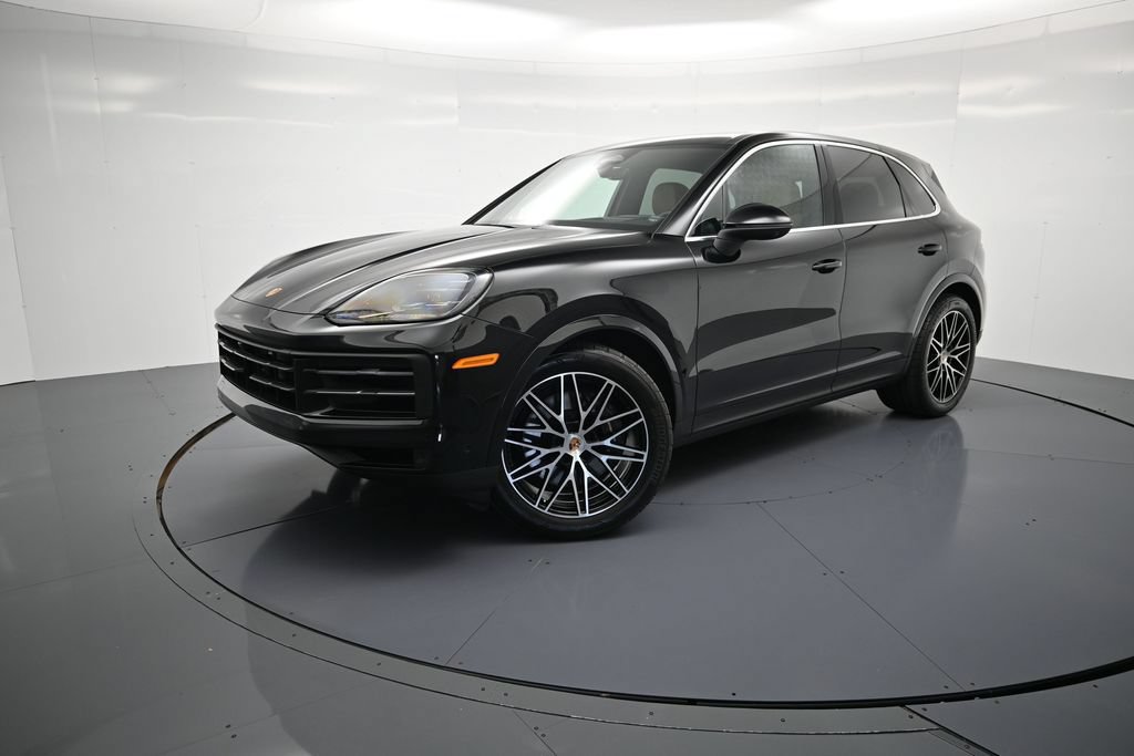Used 2026 Porsche Cayenne AWD/4WD image 1