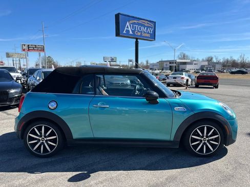 Used 2017 MINI Cooper S image 9